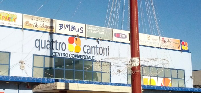 CENTRO COMMERCIALE “QUATTRO CANTONI” – AQ